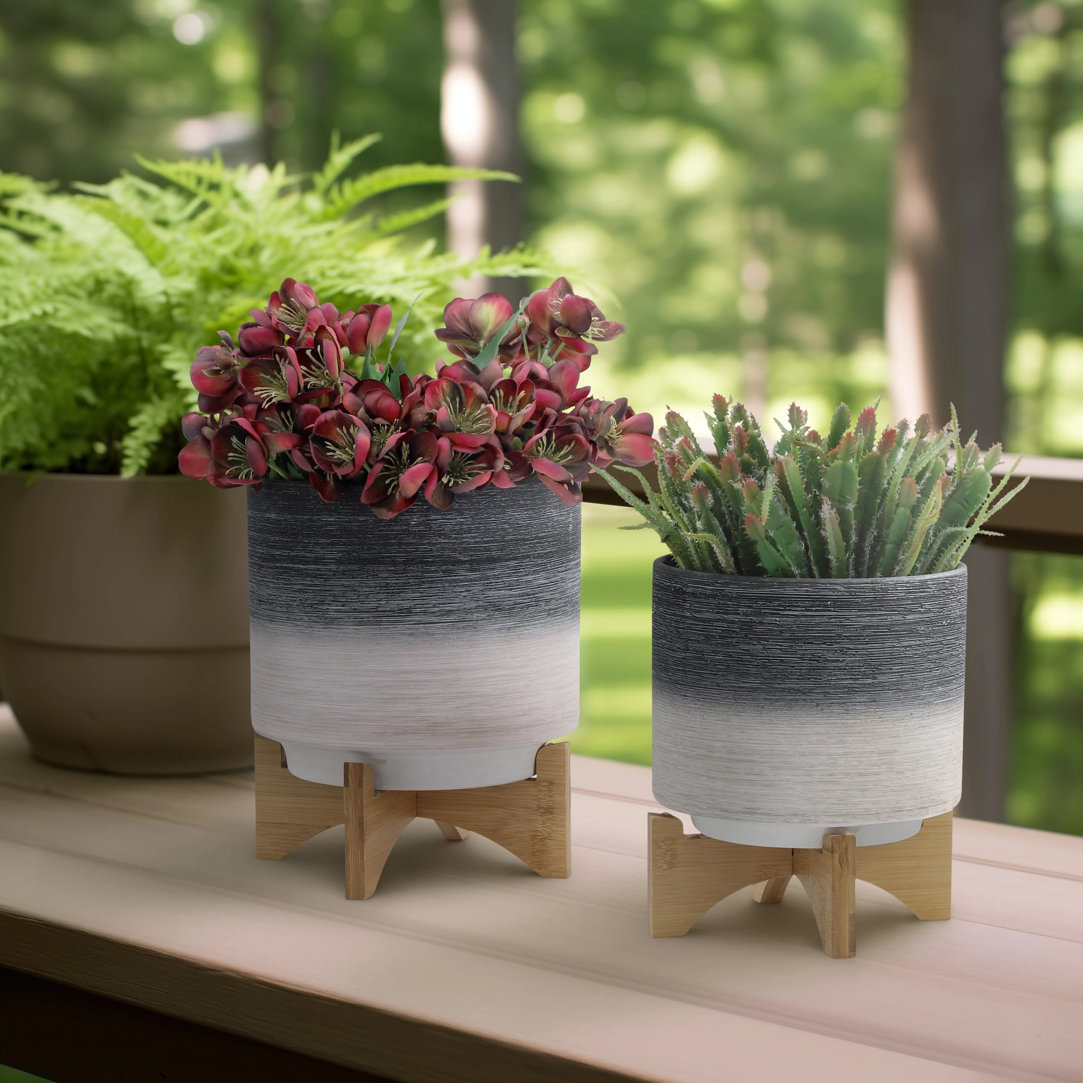 CER, S/2 8/10" PLANTER ON WOODEN STAND, GRAY