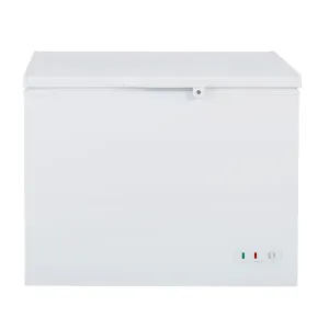 Maxx Cold - MXSH9.6SHC Chest Freezer with Solid Top, 40.6"W, 49.6 cu. ft. Storage Capacity, Locking Lid, Garage Ready, in White