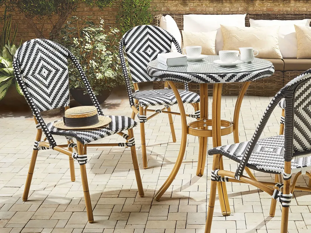 Outdoor Seating Set for 4 People from Miden Home OS-Rt-128-W