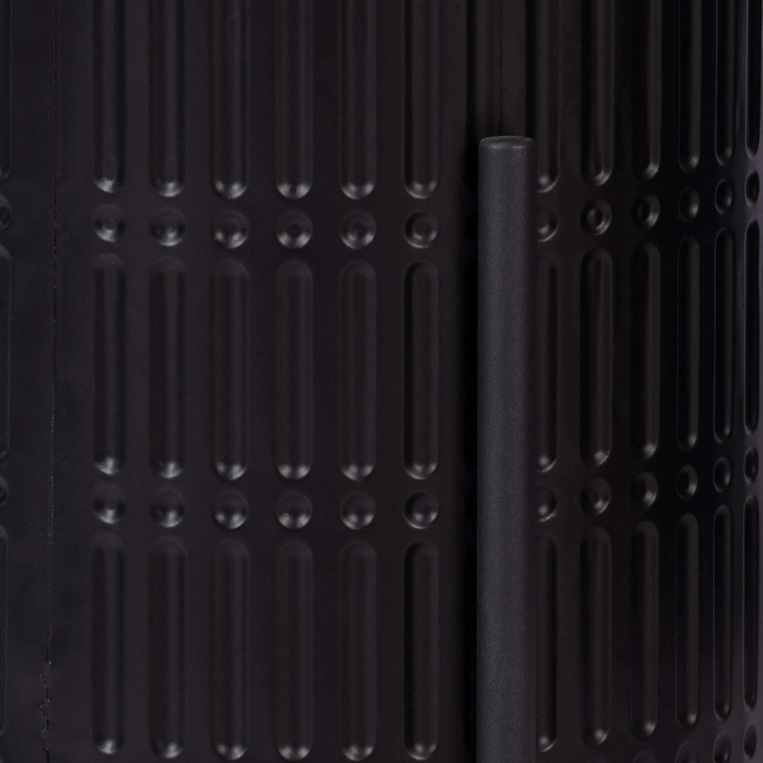 S/2 RIDGED PLANTERS IN METAL STAND, BLACK